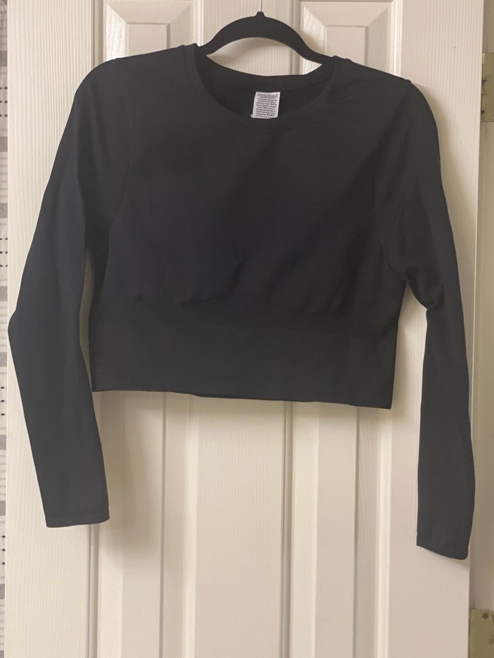 Pink Victoriaβs Secret Crop Top Seamless Long-Sleeve Active Top Size XL